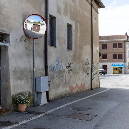 Palazzo Farini 4 شقة رافيننا