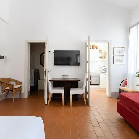 Palazzo Farini 4 شقة *